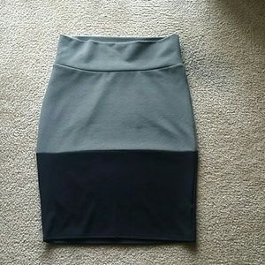 LulaRoe Cassie skirt